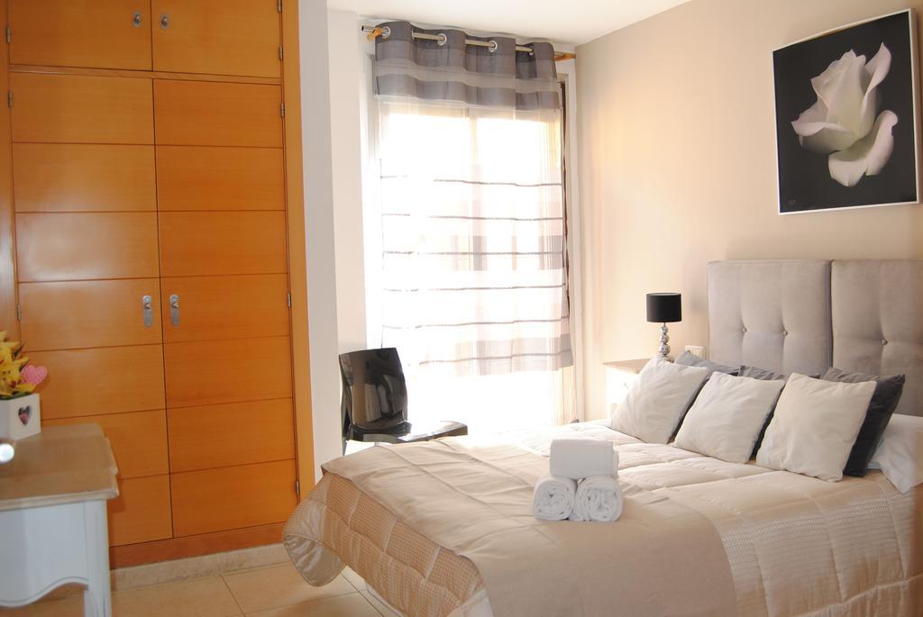 Center Flat Holidays Paseo De Reding Apartamento